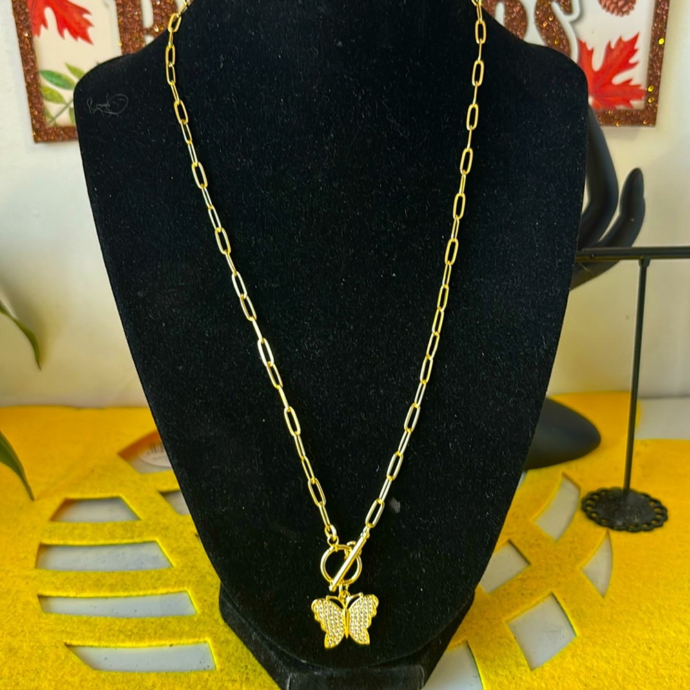 Cadena 14 k gold plated de mariposa